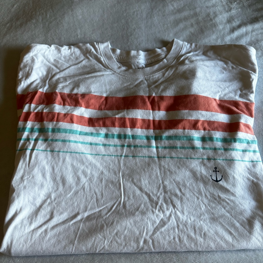White T-shirt